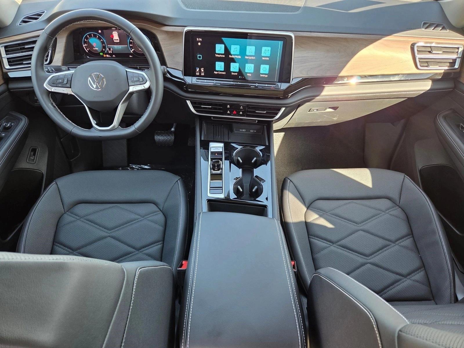 2026 Volkswagen Atlas SE w/Tech - Photo 14