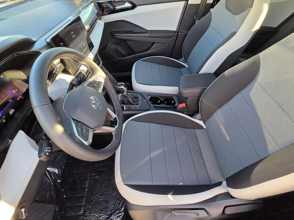 New 2026 Volkswagen Taos 1.5T S SUV