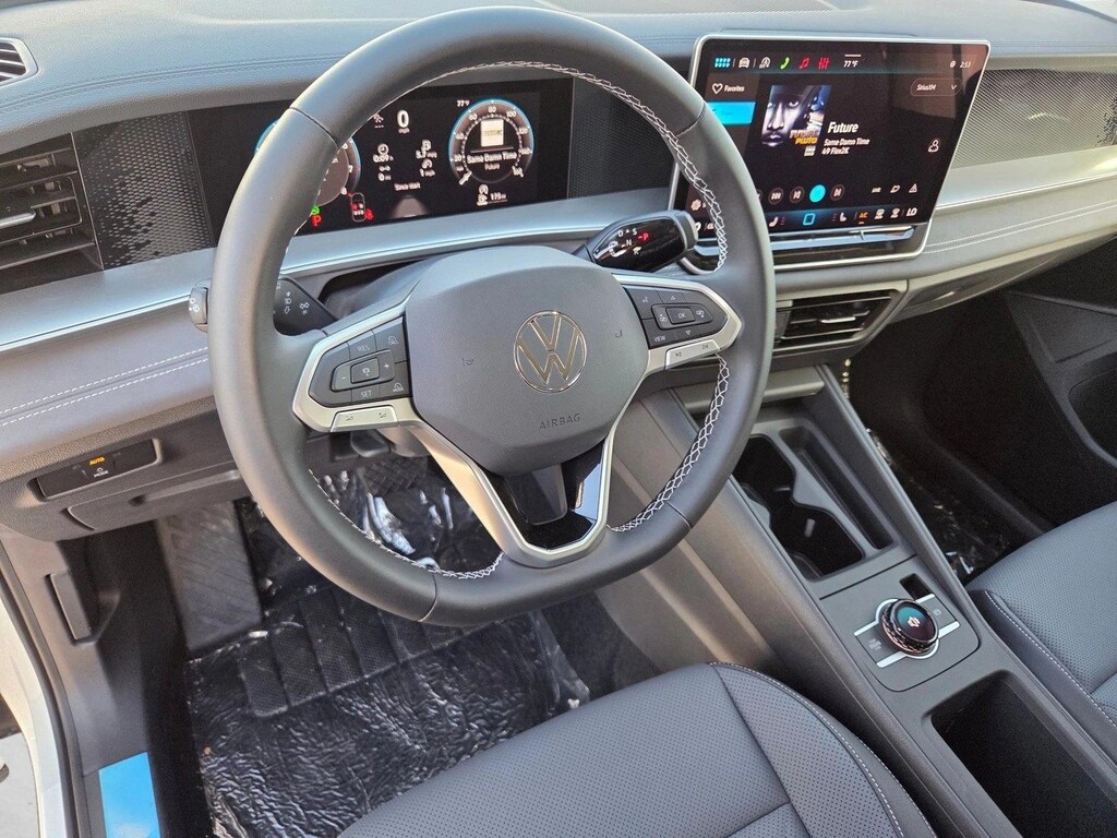 New 2026 Volkswagen Tiguan 2.0T SE SUV