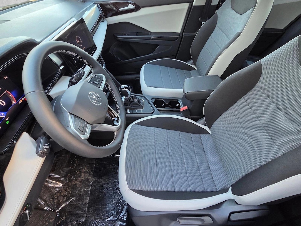 New 2026 Volkswagen Taos 1.5T S SUV