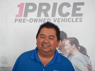 Staff member Jeffrey Lopez from ID_7e6b36068ad7