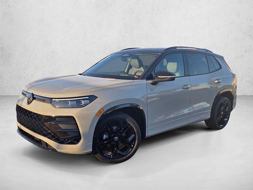 New 2026 Volkswagen Tiguan 2.0T SE SUV