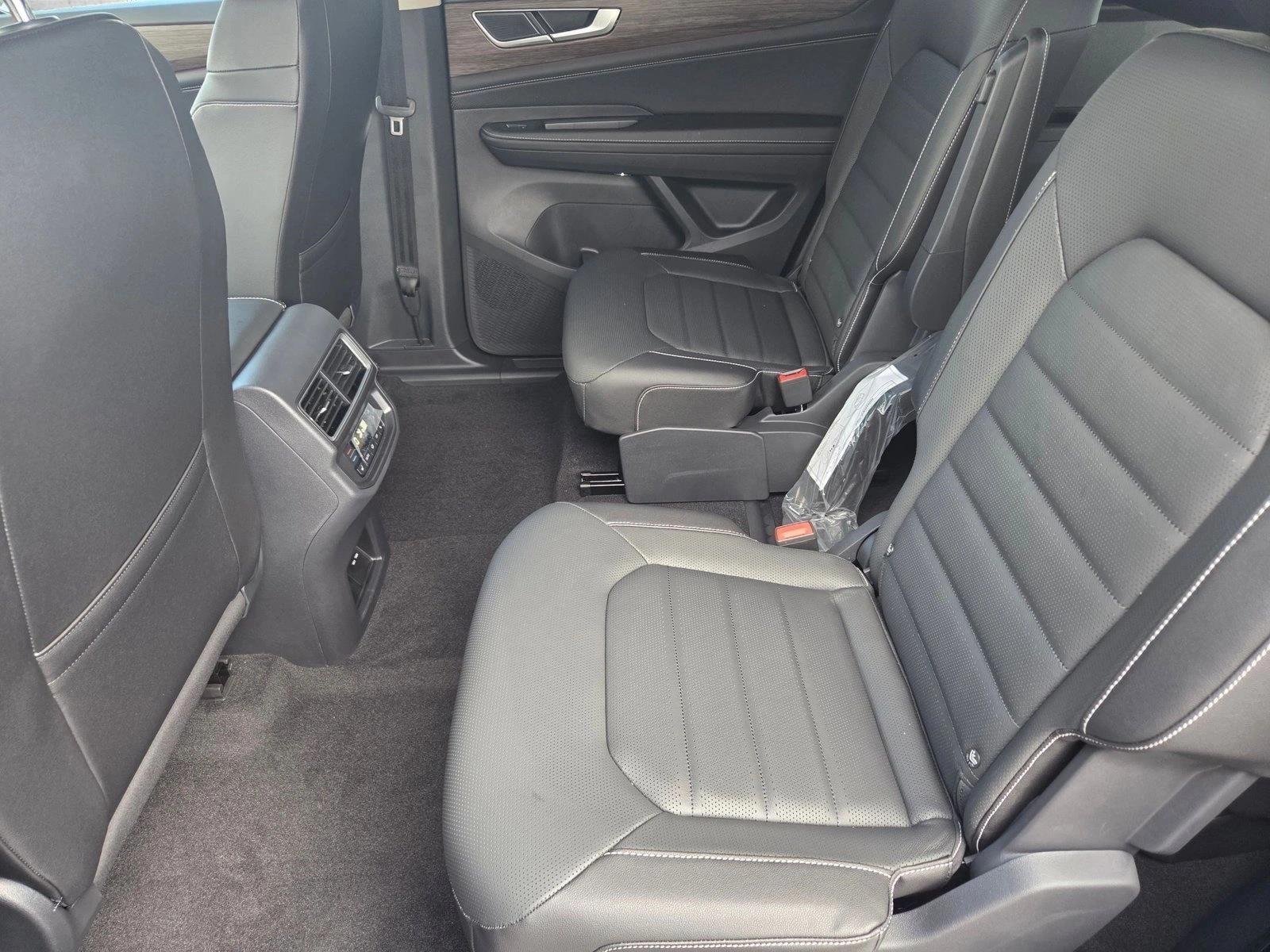 2026 Volkswagen Atlas SEL - Photo 16