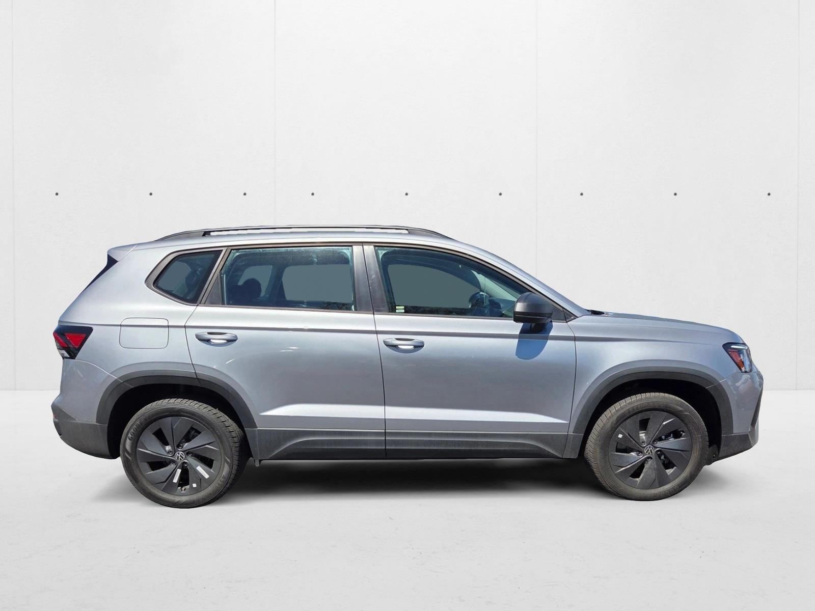 2025 Volkswagen Taos S photo 4