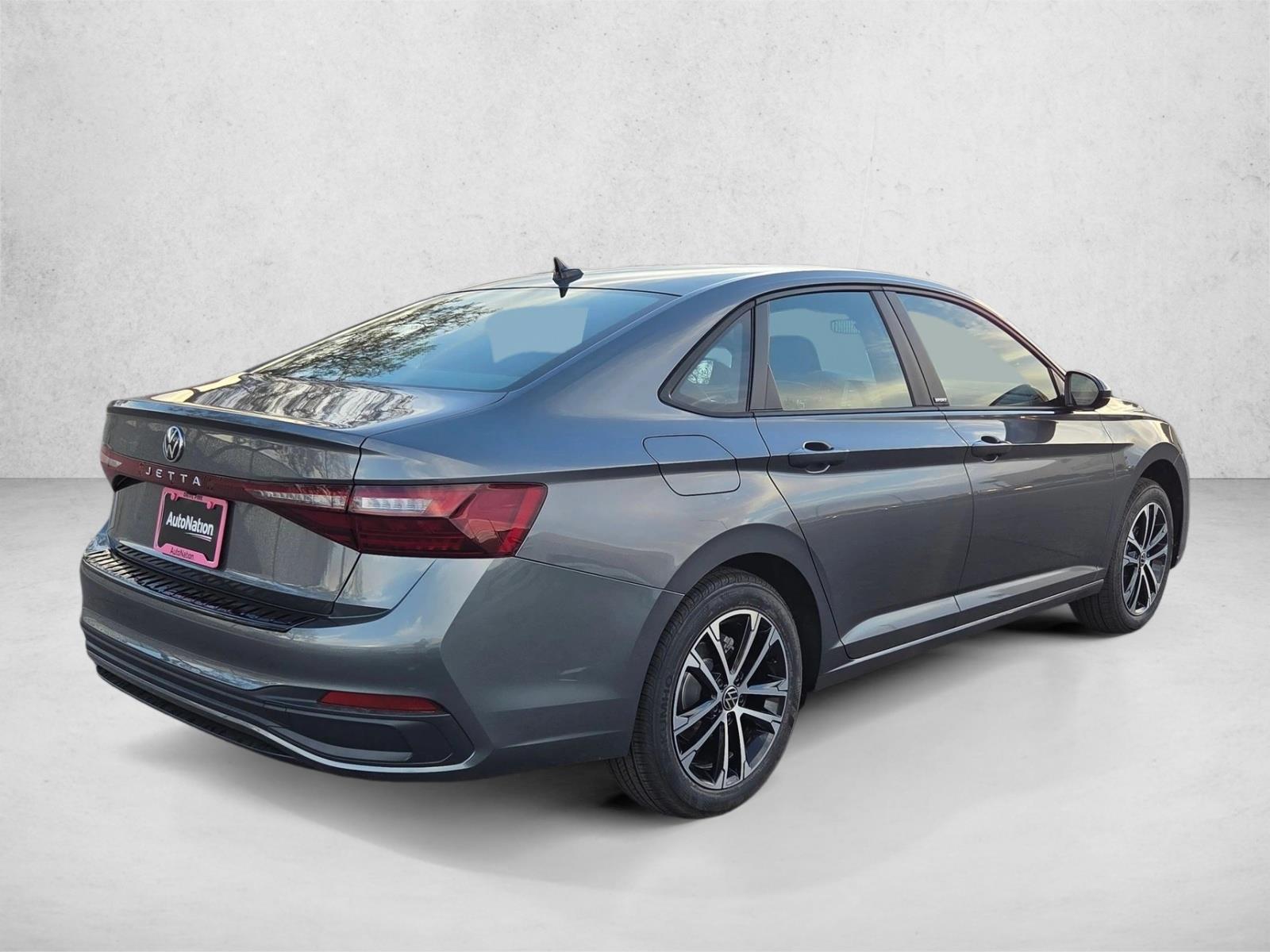 2026 Volkswagen Jetta 1.5T Sport photo 2