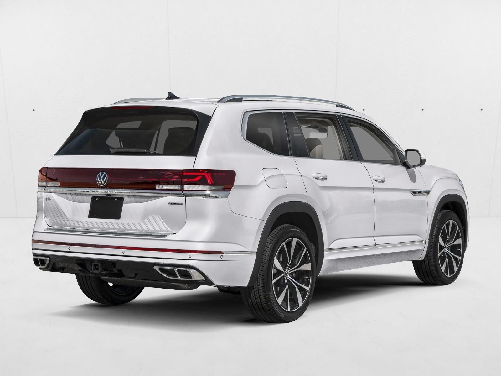 2025 Volkswagen Atlas SEL Premium R-Line photo 2