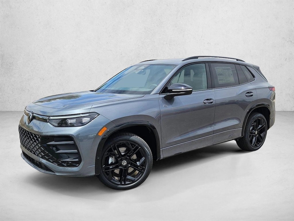 New 2026 Volkswagen Tiguan SE R-Line Black SUV