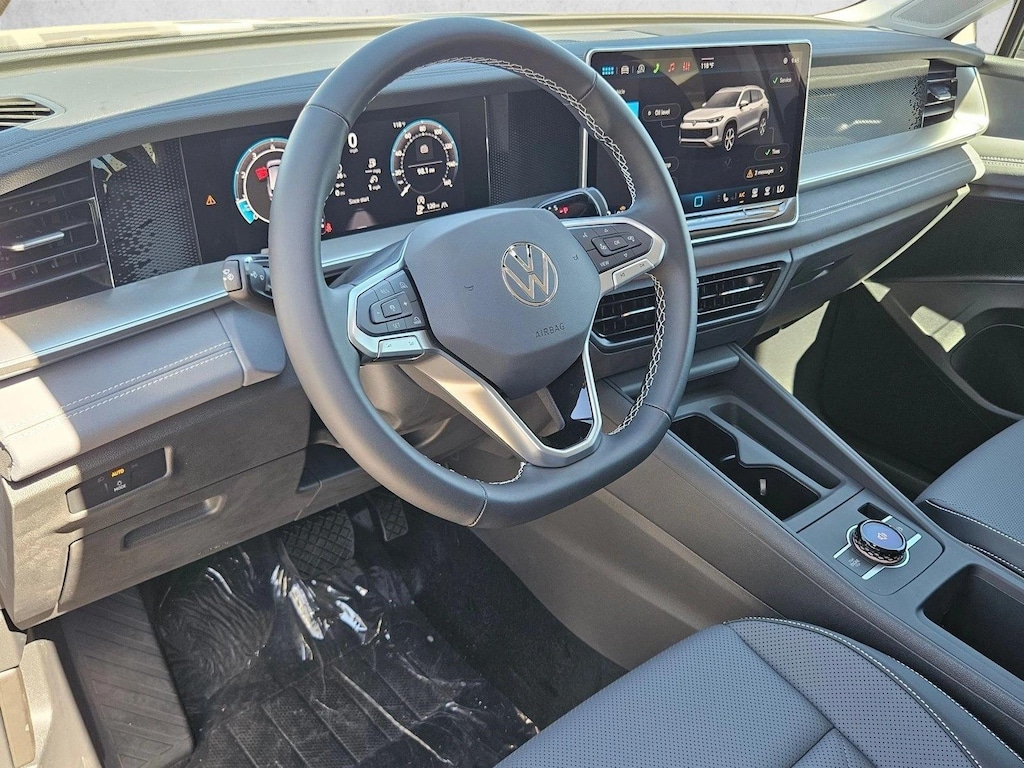 New 2026 Volkswagen Tiguan SE SUV