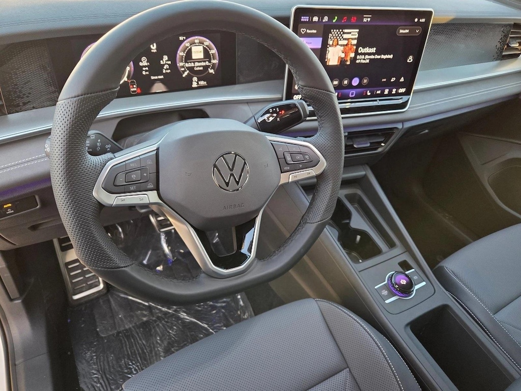 New 2026 Volkswagen Tiguan 2.0T SE R-Line Black SUV