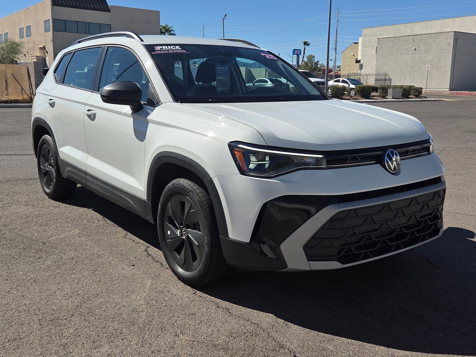 2025 Volkswagen Taos S photo 2