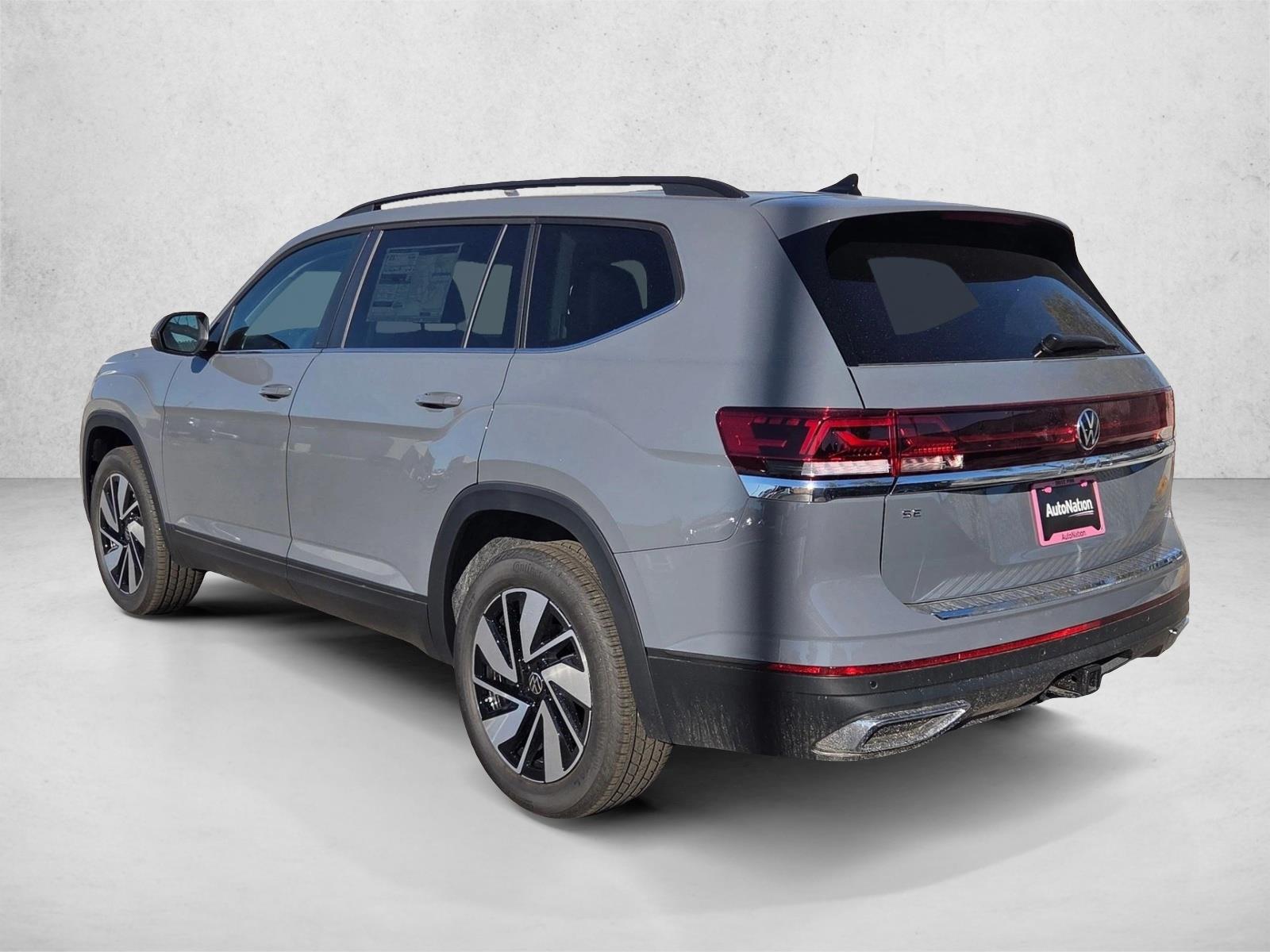2026 Volkswagen Atlas SE w/Tech - Photo 9