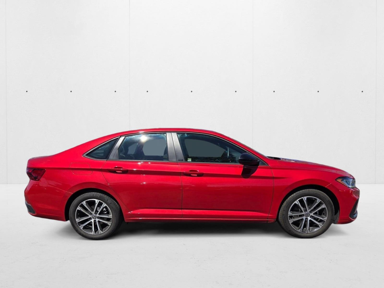 2025 Volkswagen Jetta 1.5T Sport photo 4