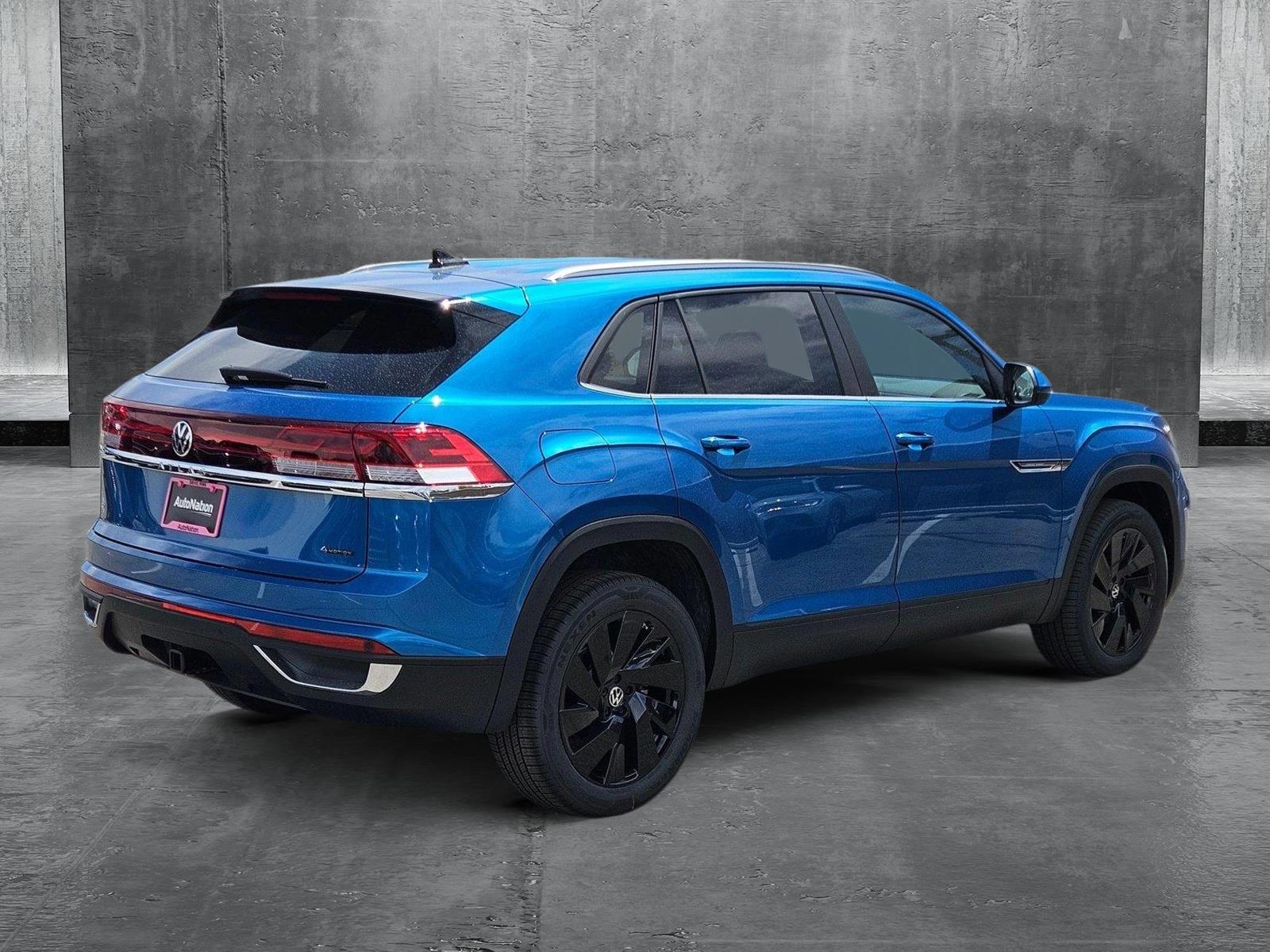 2025 Volkswagen Atlas Cross Sport SE Technology photo 2