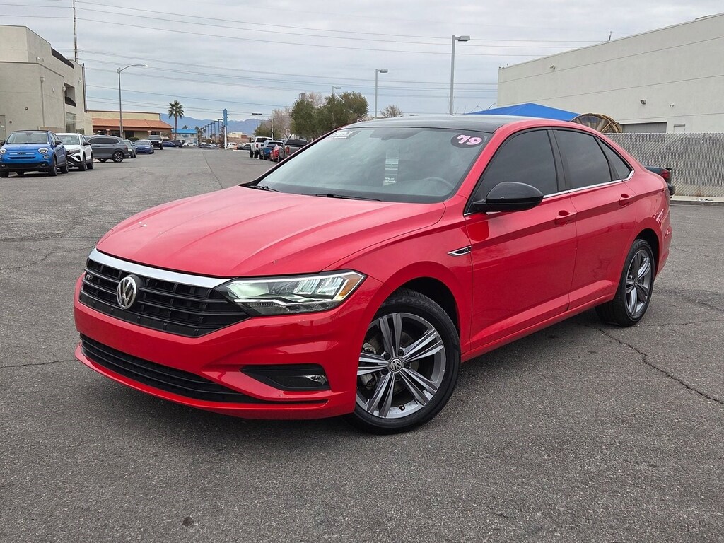 Certified 2019 Volkswagen Jetta 1.4T R-Line Sedan