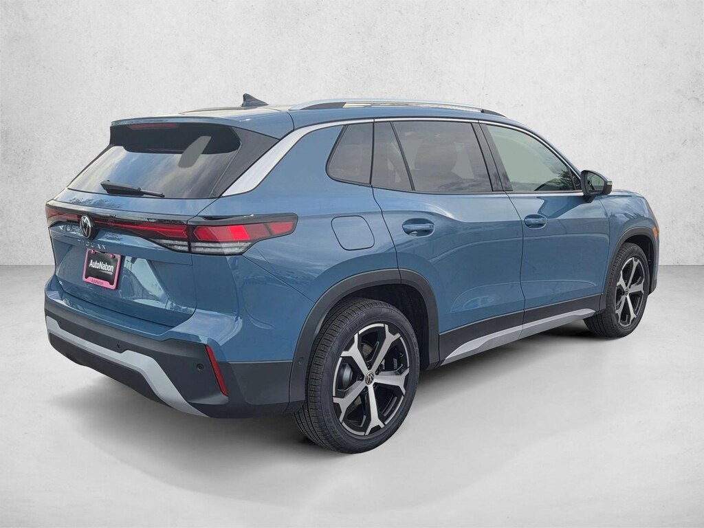 New 2026 Volkswagen Tiguan 2.0T SE SUV