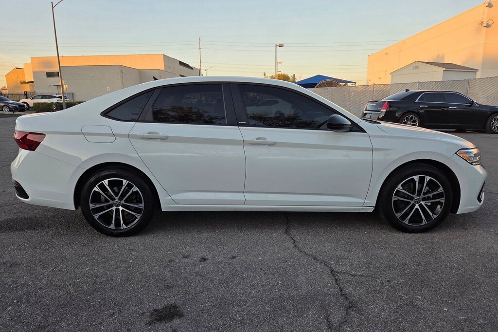 Used 2024 Volkswagen Jetta 1.5T Sport Sedan