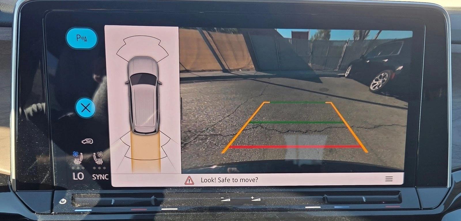 2026 Volkswagen Atlas SE w/Tech - Photo 12