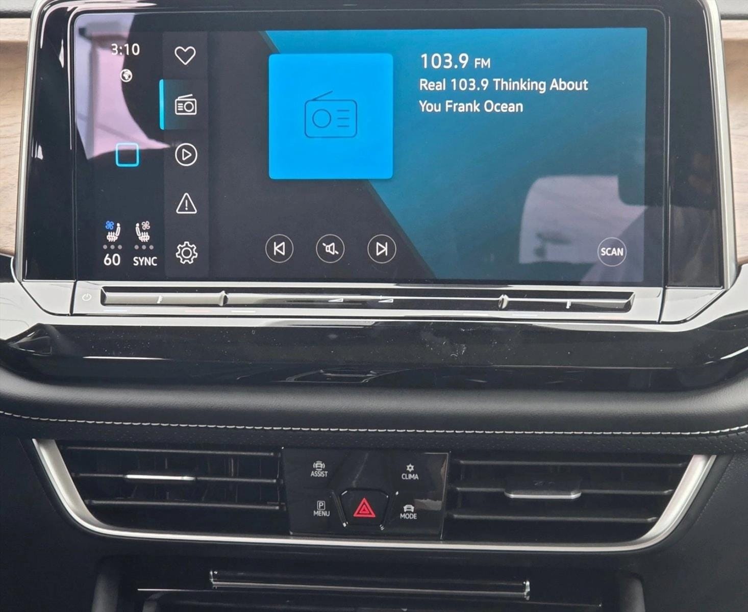 2026 Volkswagen Atlas SE w/Tech - Photo 13