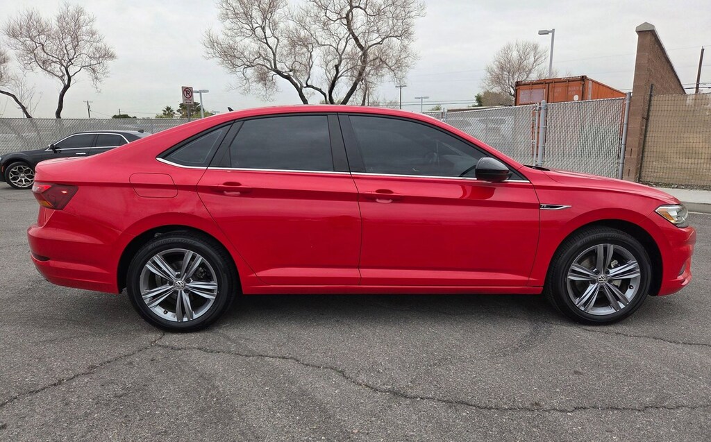 Certified 2019 Volkswagen Jetta 1.4T R-Line Sedan