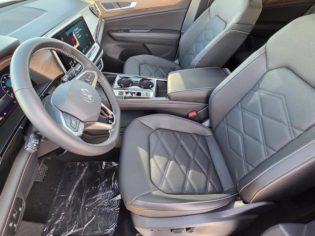 New 2026 Volkswagen Atlas 2.0T SE w/Technology SUV