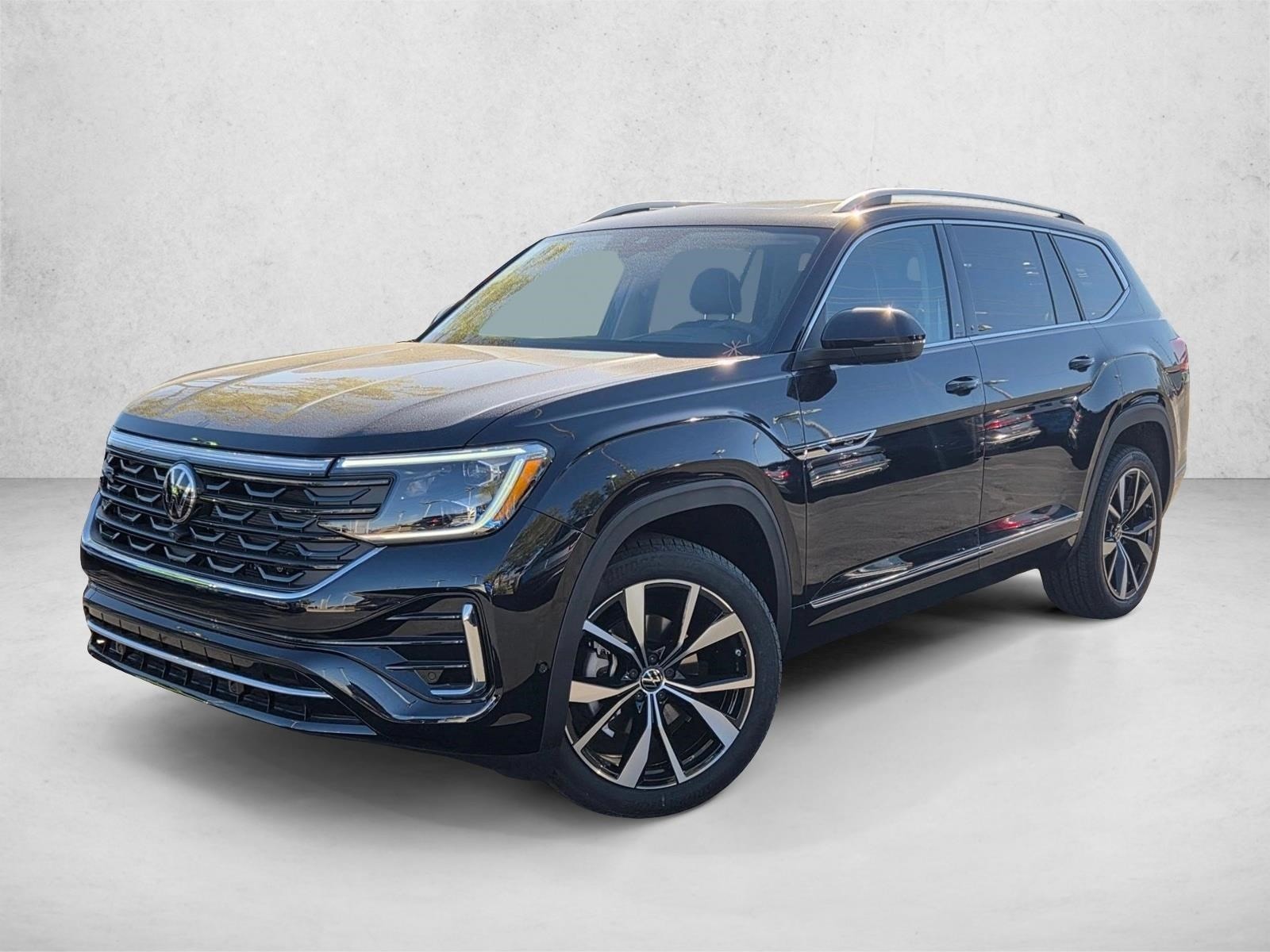 2026 Volkswagen Atlas SEL Premium R-Line's photo