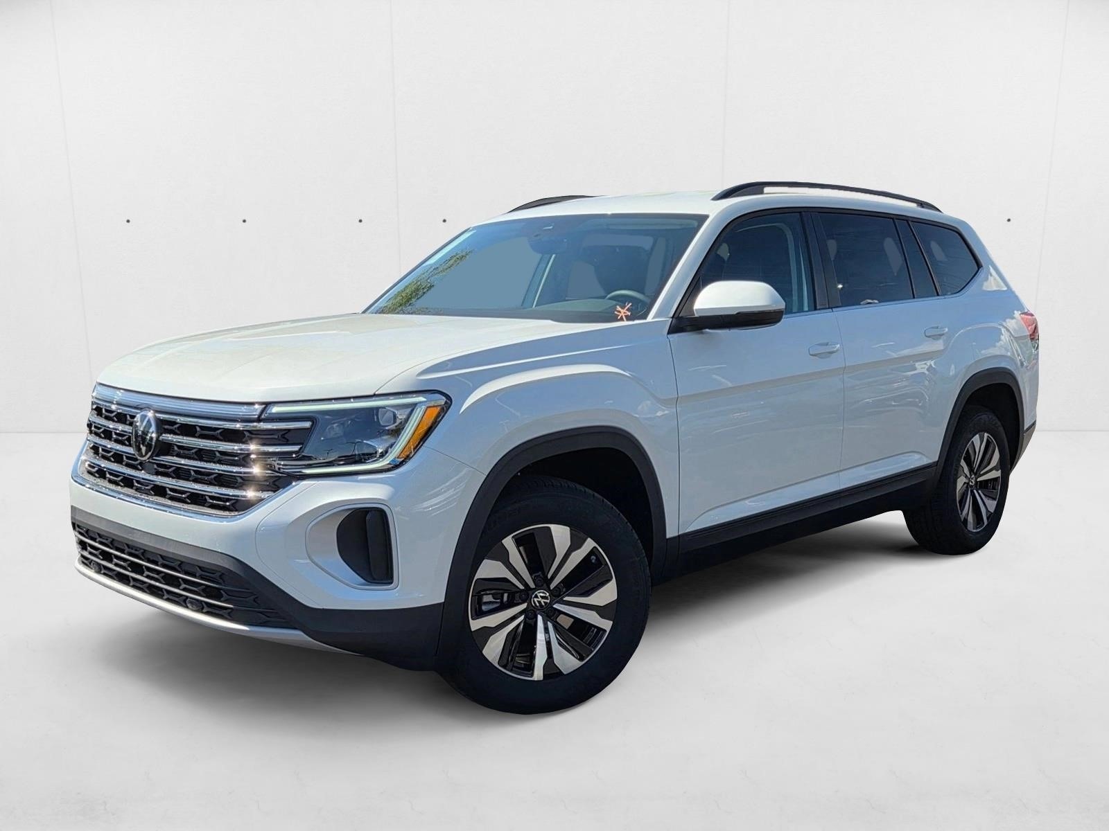 2026 Volkswagen Atlas SE's photo