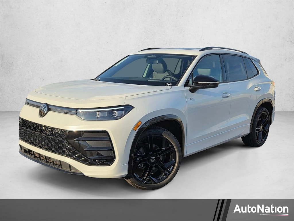 New 2026 Volkswagen Tiguan 2.0T SE R-Line Black SUV
