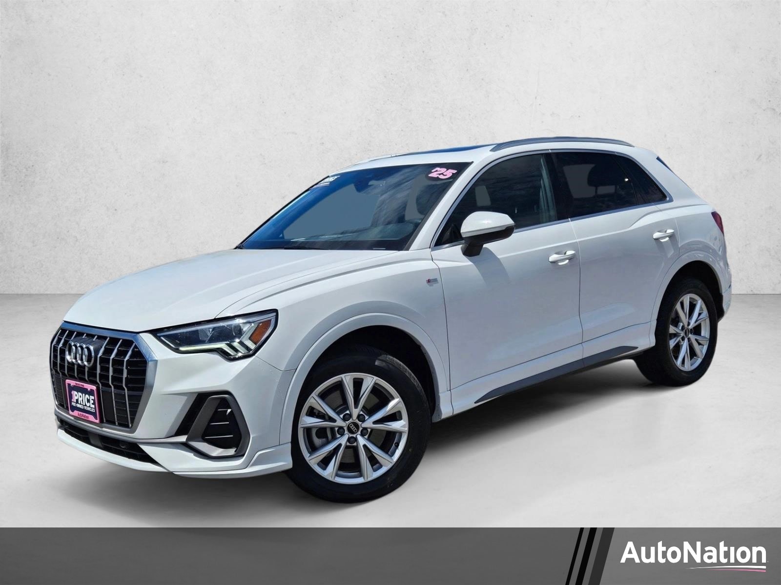 2025 Audi Q3 45 TFSI S Line Premium quattro's photo