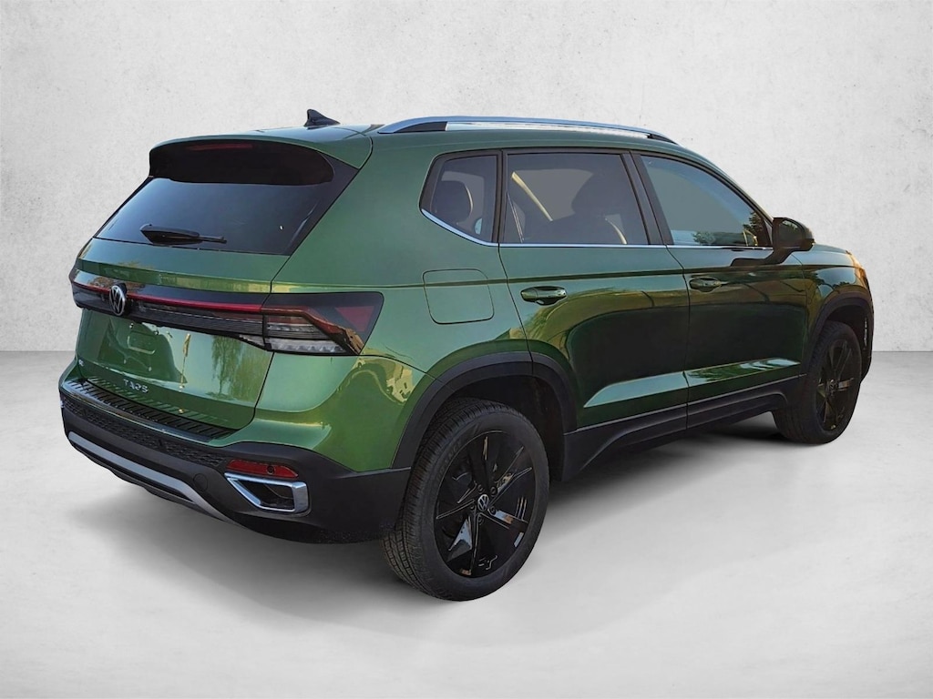 New 2026 Volkswagen Taos 1.5T SE SUV