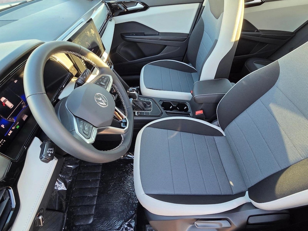 New 2026 Volkswagen Taos 1.5T S SUV