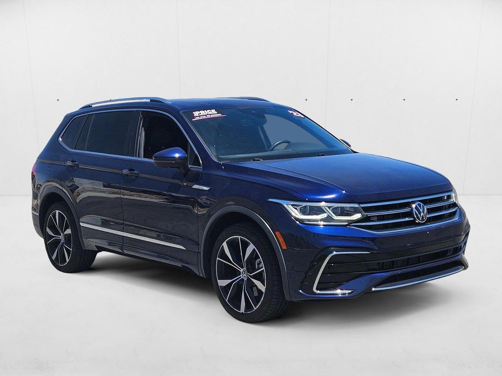 2023 Volkswagen Tiguan SEL R-Line Black photo 2
