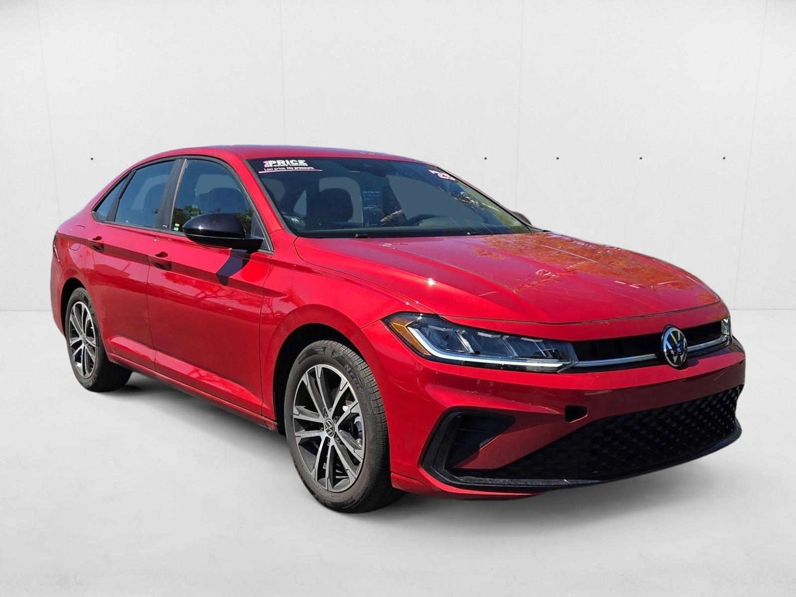 2025 Volkswagen Jetta 1.5T Sport photo 3