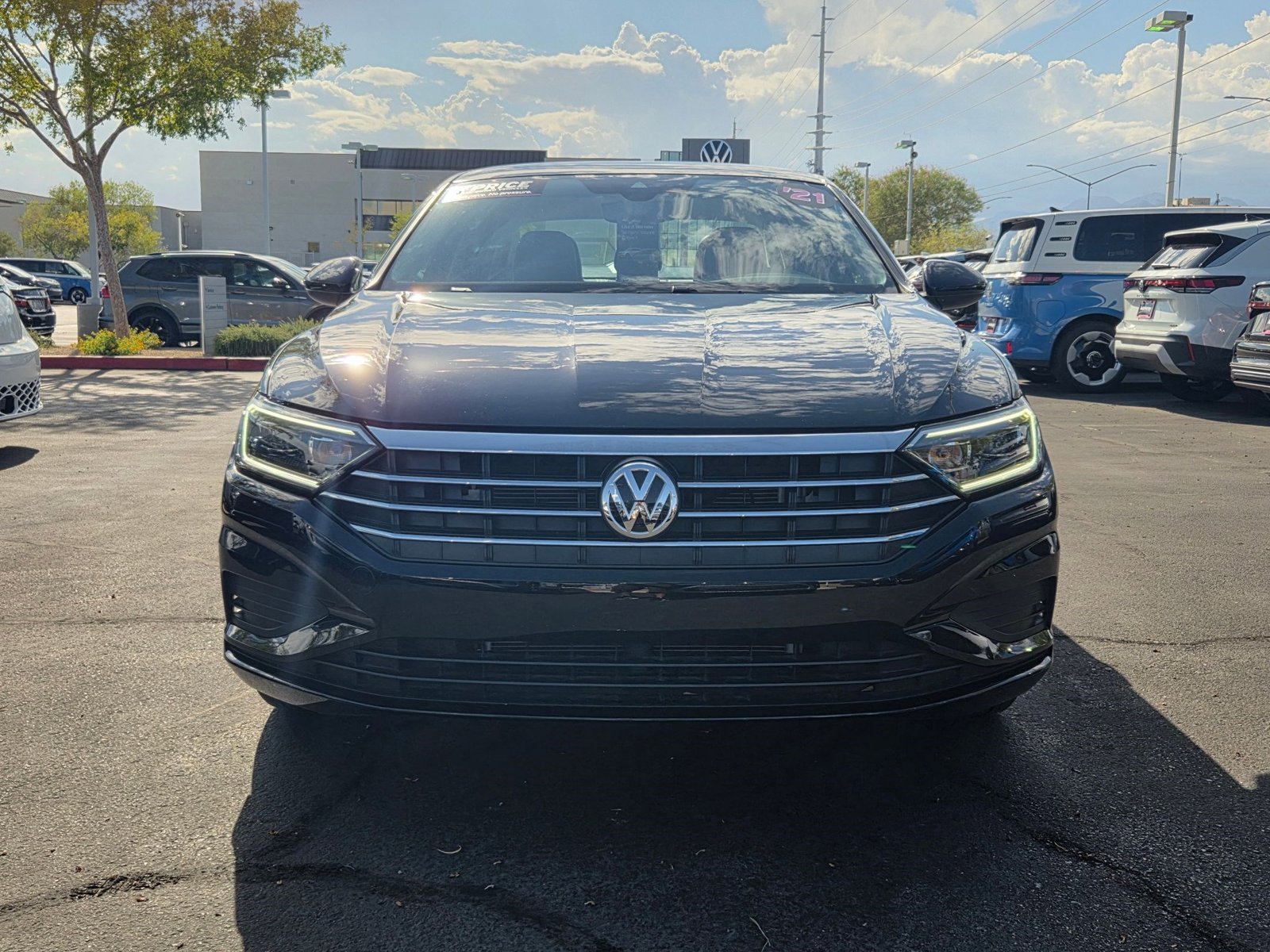 2021 Volkswagen Jetta 1.4T SEL photo 2