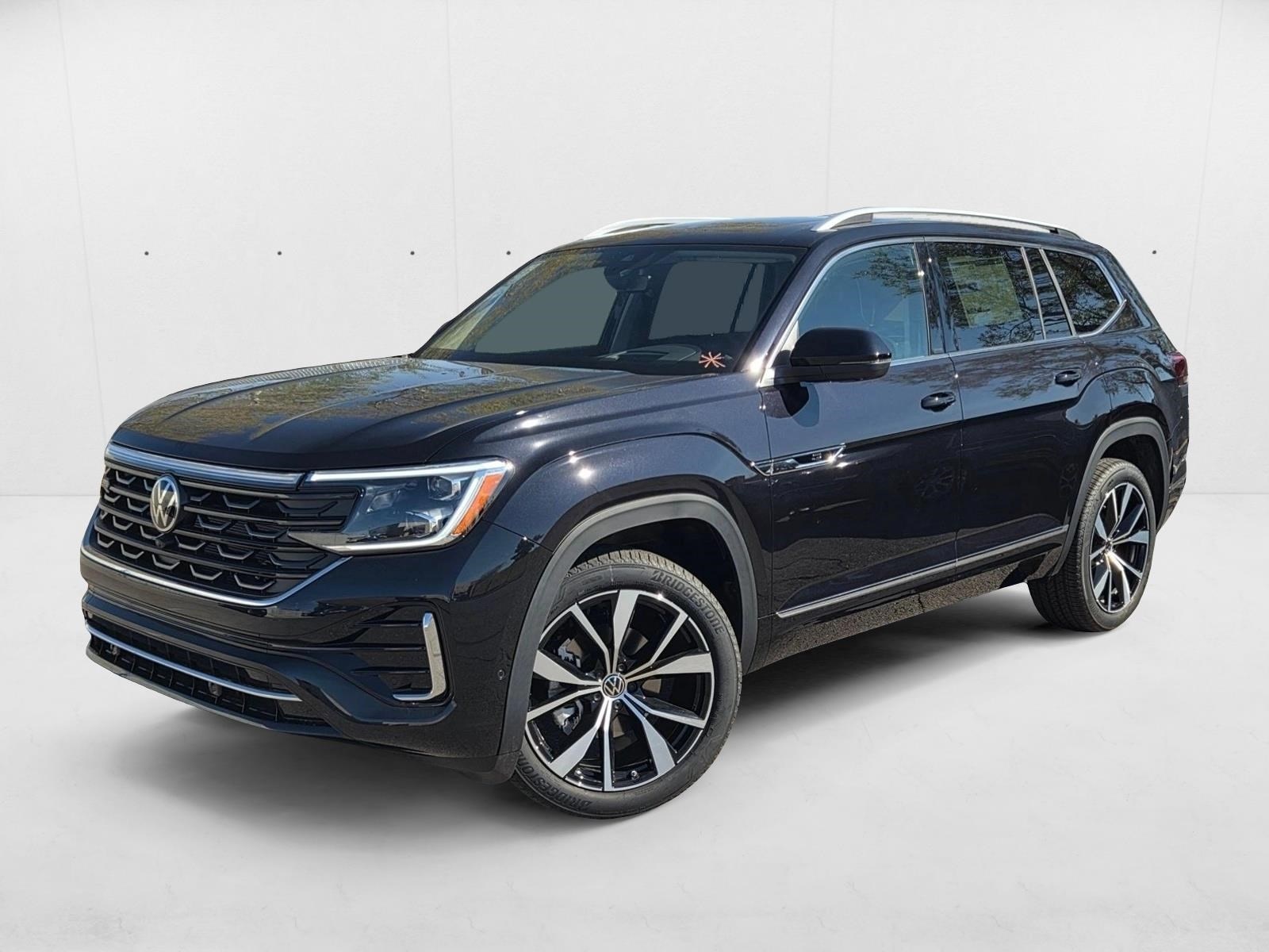 2026 Volkswagen Atlas SEL Premium R-Line's photo