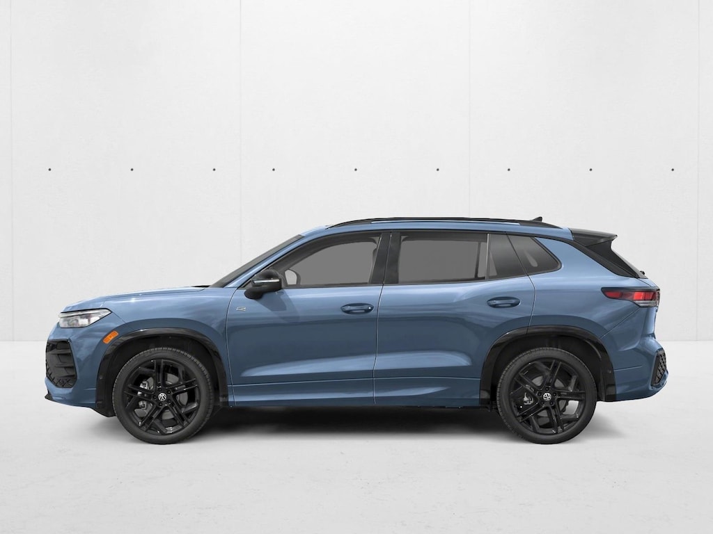 New 2026 Volkswagen Tiguan 2.0T SE R-Line Black SUV