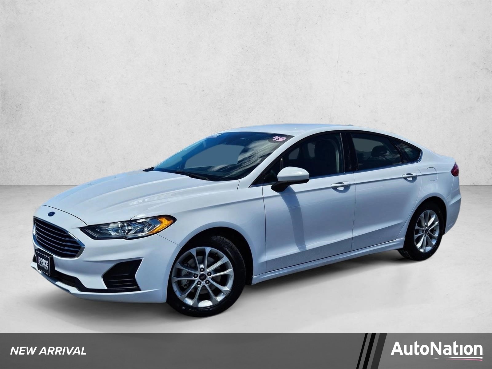 2019 Ford Fusion SE FWD's photo