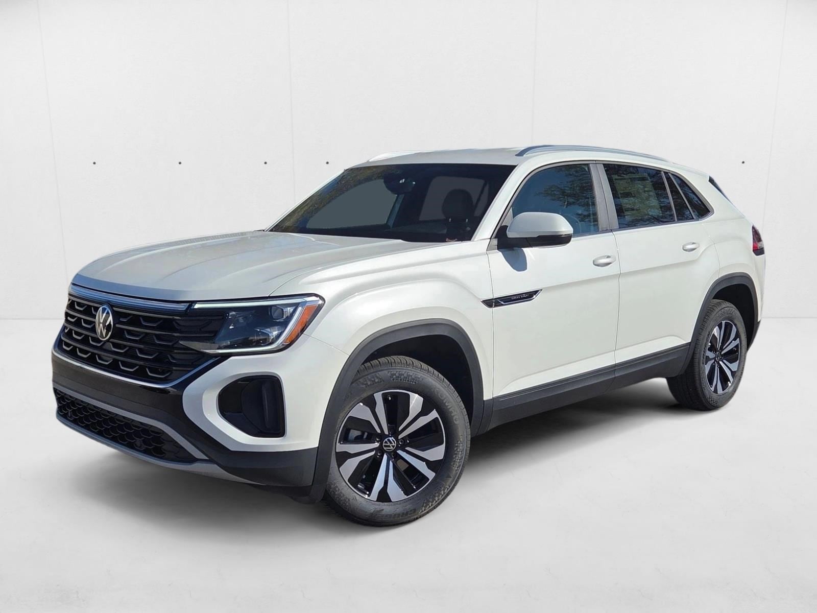 2026 Volkswagen Atlas Cross Sport SE's photo