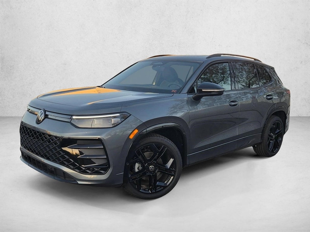 New 2026 Volkswagen Tiguan 2.0T SE R-Line Black SUV