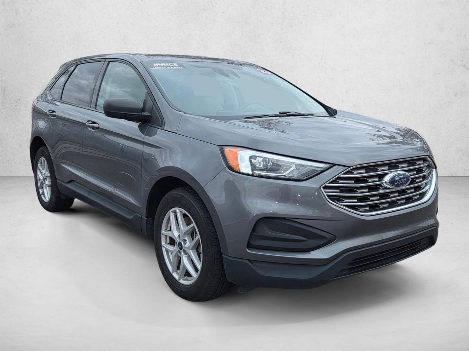 2022 Ford Edge SE photo 3
