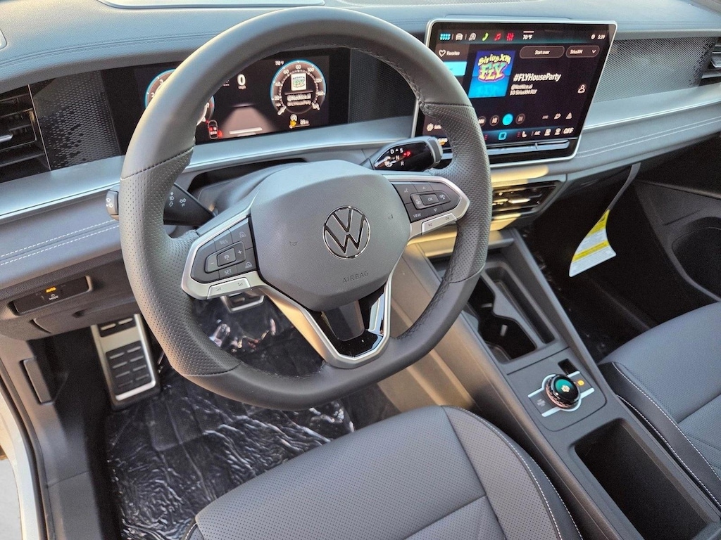 New 2026 Volkswagen Tiguan 2.0T SE R-Line Black SUV