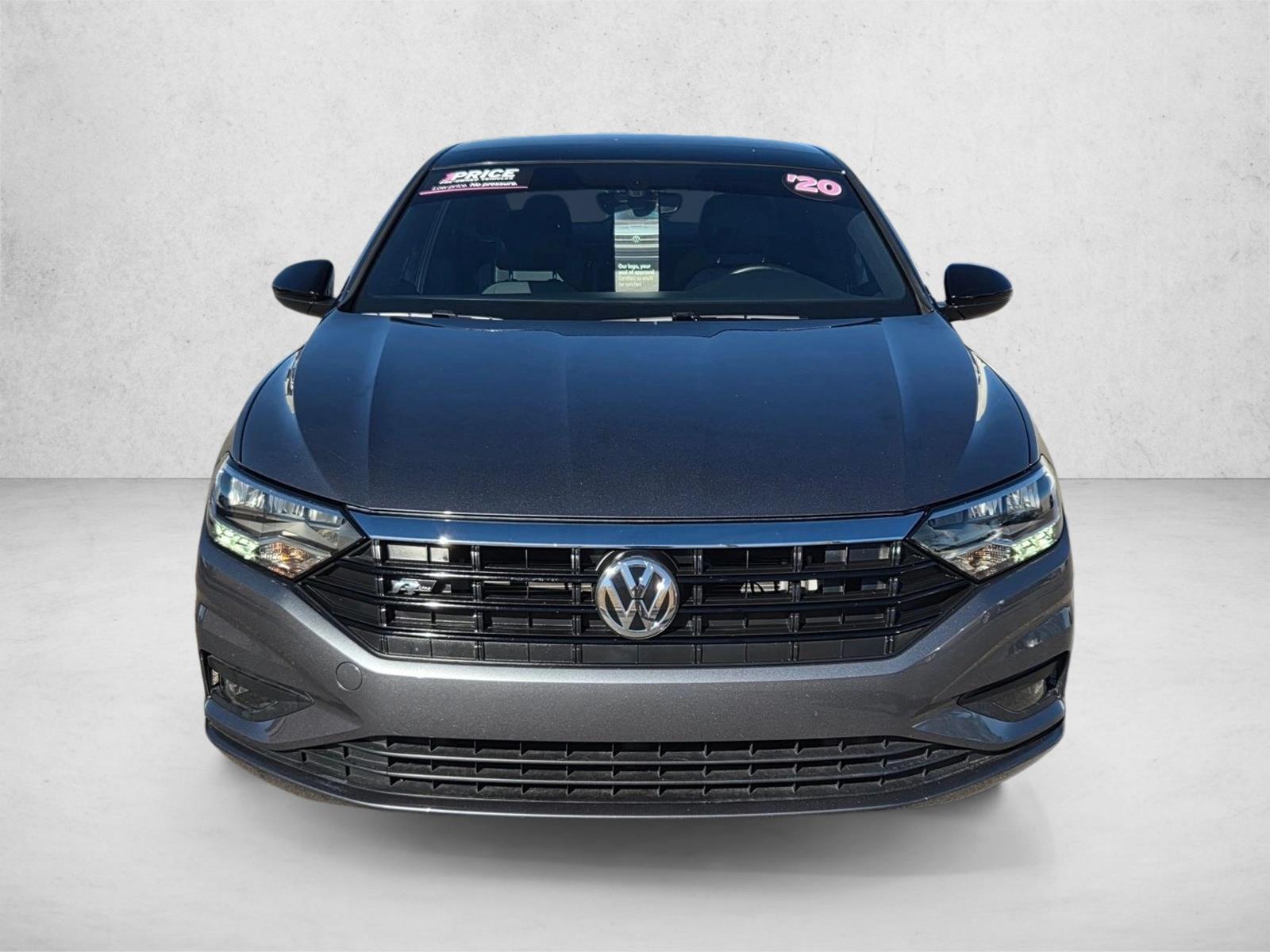 2020 Volkswagen Jetta 1.4T R-Line photo 2