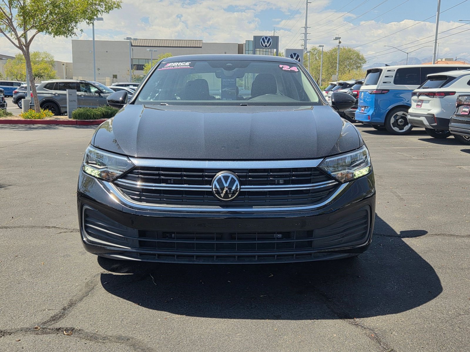 2024 Volkswagen Jetta 1.5T SE photo 2