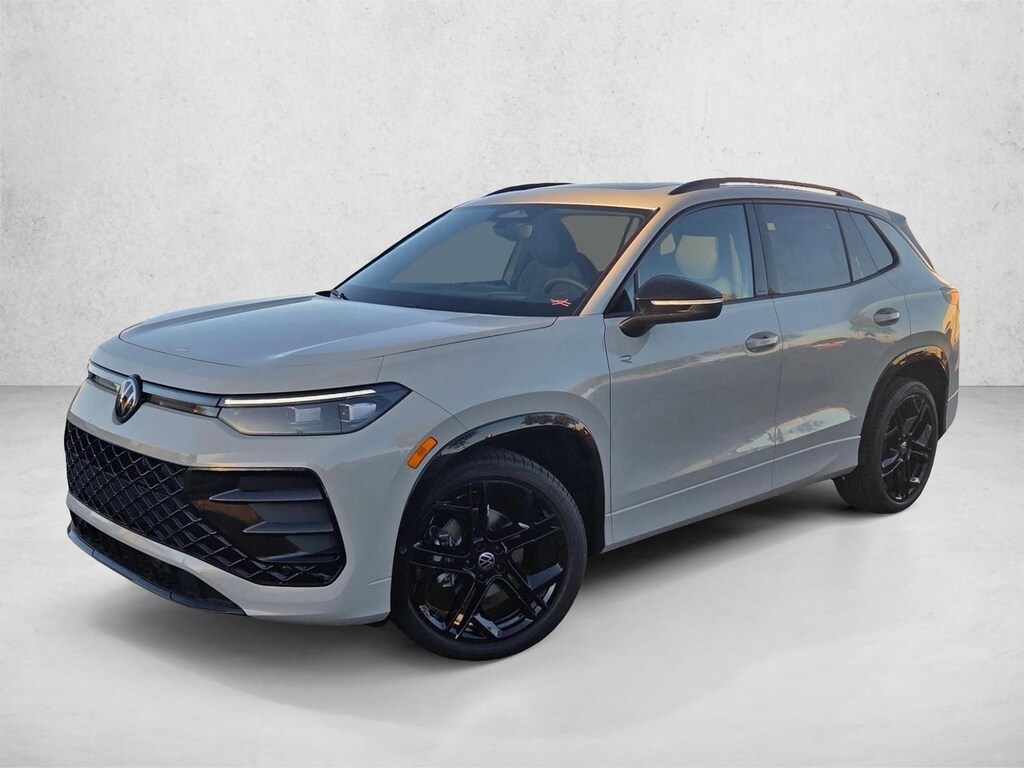 New 2026 Volkswagen Tiguan 2.0T SE R-Line Black SUV