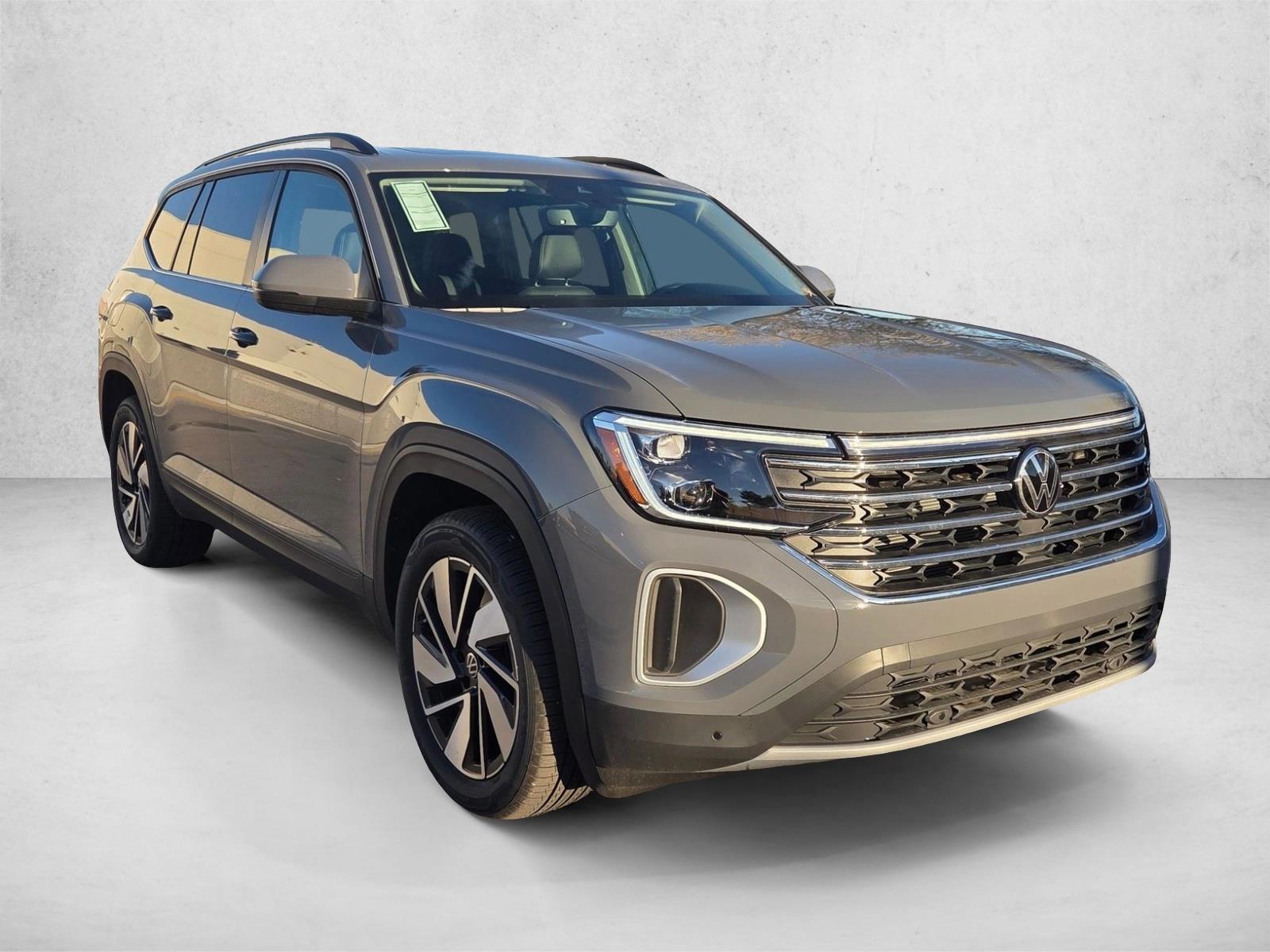 2026 Volkswagen Atlas SE w/Tech - Photo 7
