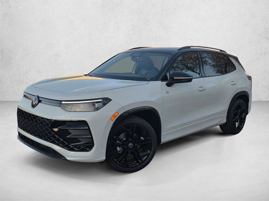New 2026 Volkswagen Tiguan 2.0T SE R-Line Black SUV
