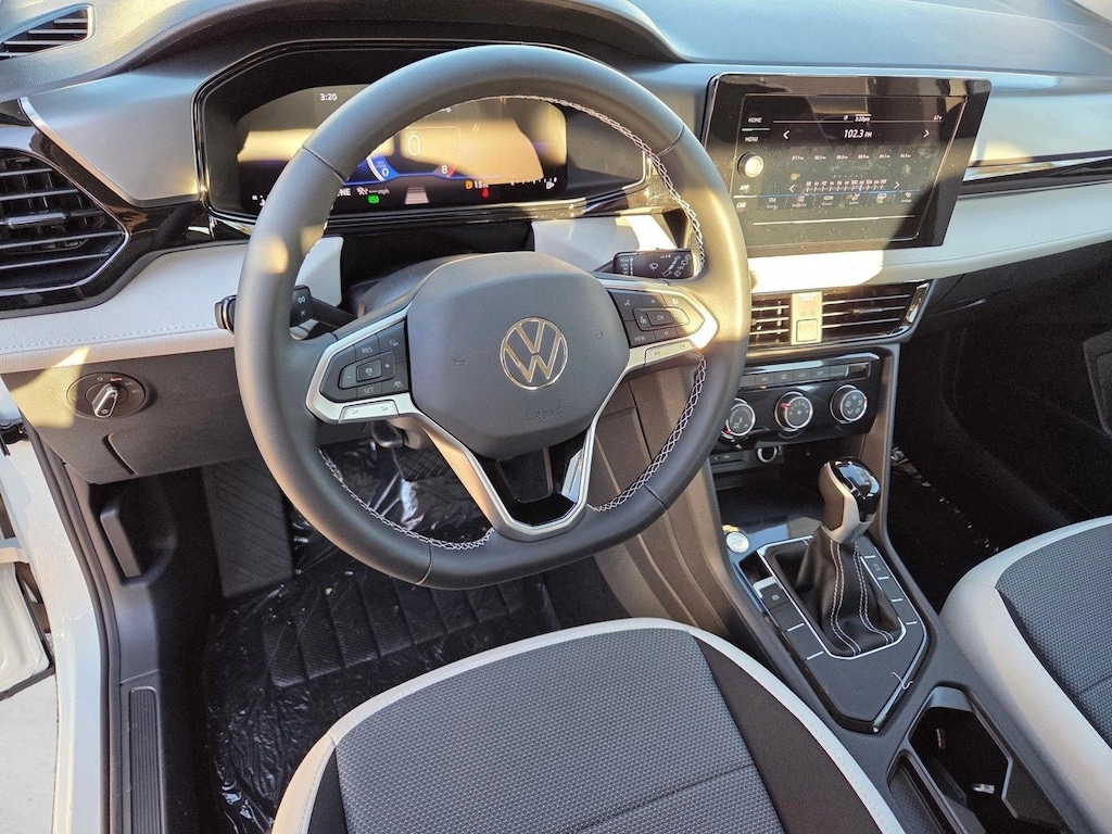 New 2026 Volkswagen Taos 1.5T S SUV