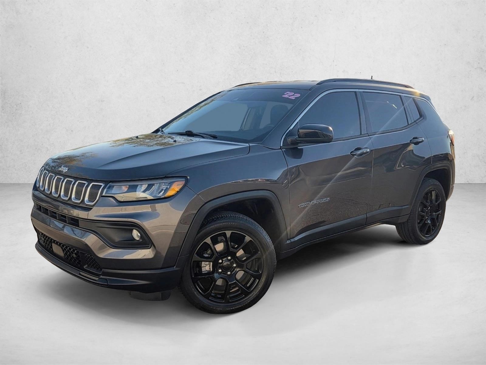 2022 Jeep Compass Latitude Lux's photo