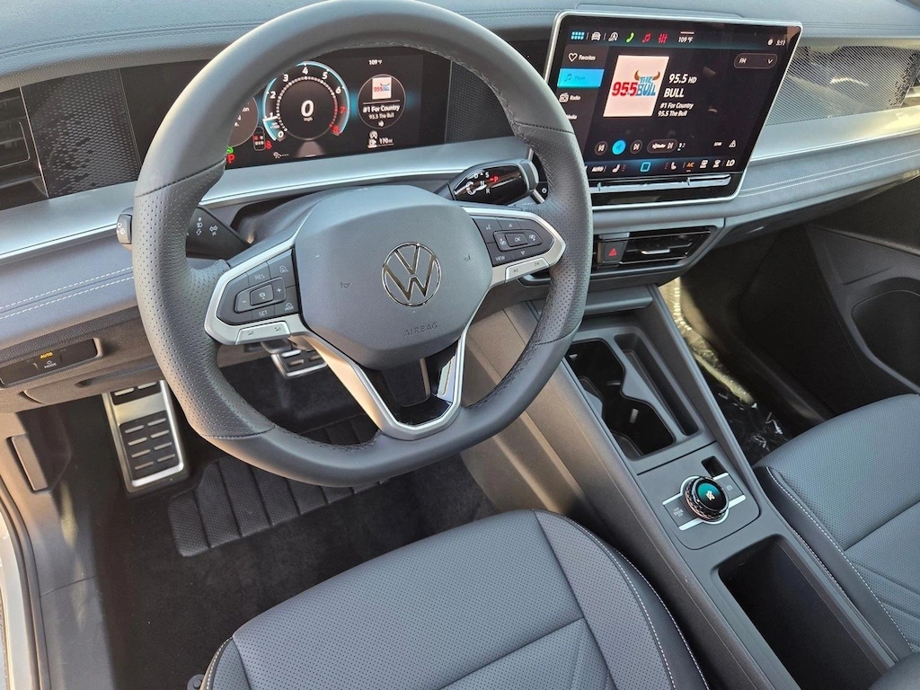 New 2026 Volkswagen Tiguan 2.0T SE R-Line Black SUV