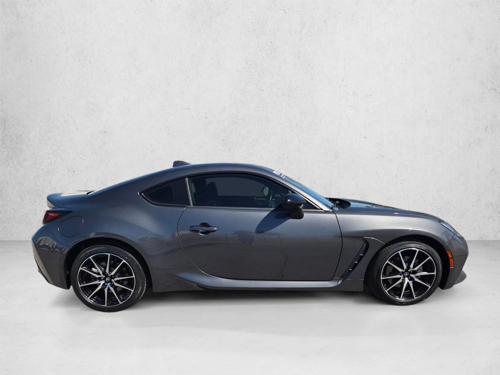 2022 Toyota GR86 Base photo 4