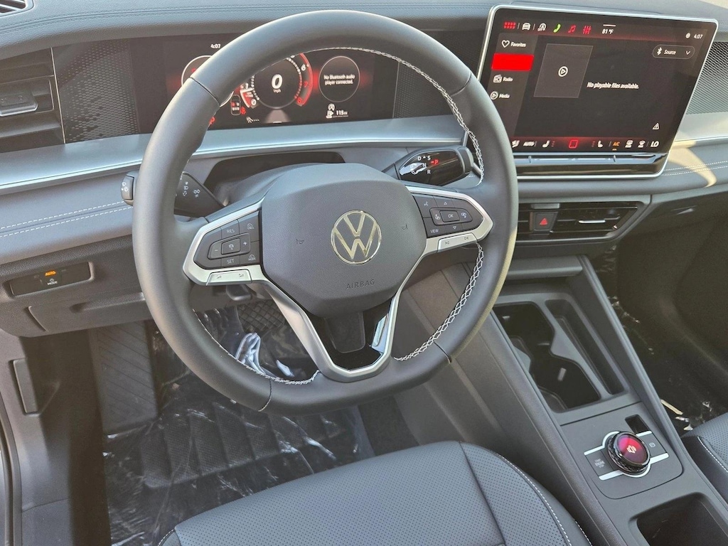 New 2026 Volkswagen Tiguan 2.0T SE SUV